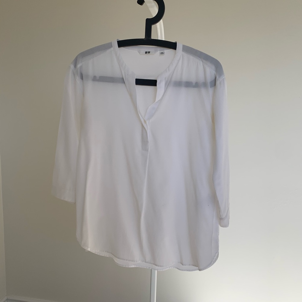 uniqlo white blouse